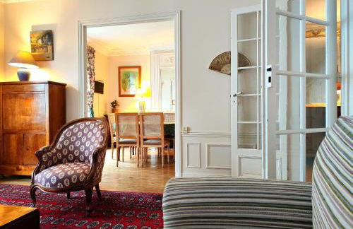 Peaceful 15th Paris Apartment with Metro Access - Foto 3