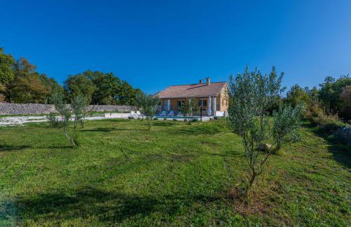 Villa Antonia, a beautiful pool villa in a large 1900 sqm garden - Foto 8