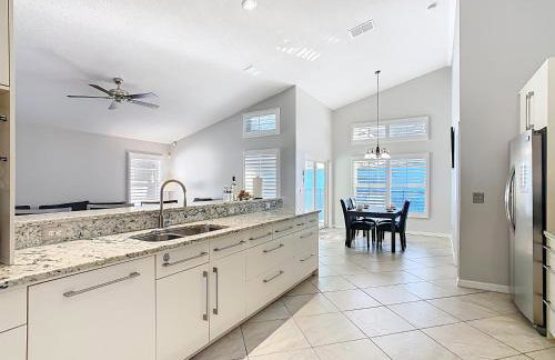 Pool home near Disney w themed rooms - Foto 18