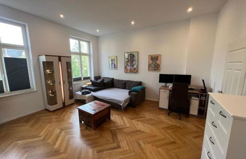 Exklusive Altbauwohnung mit Arbeitsplatz WE5 - Foto 4