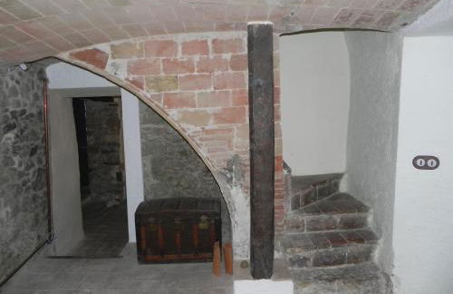 BAIX EMPORDÀ. Increíble casa en pueblo medieval - Foto 11