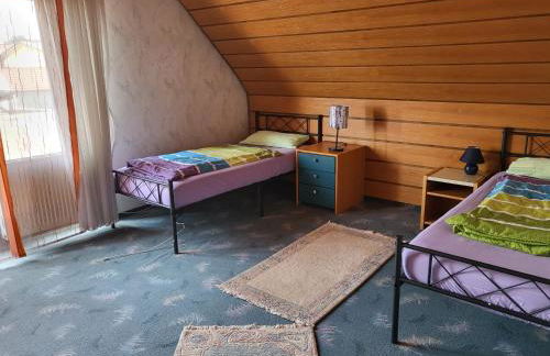 Ferienhaus Meisenglück - Ihr großes und komfortables Ferienhaus in 97633 Sulzfeld-Leinach - Foto 11