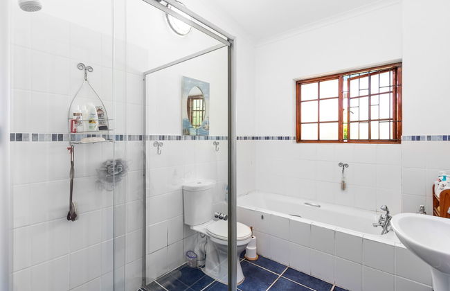 Panaderos - Photo 24