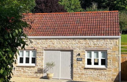 The Old Workshop, Monkton Combe - Elegant Countryside Retreat near Bath - Foto 2