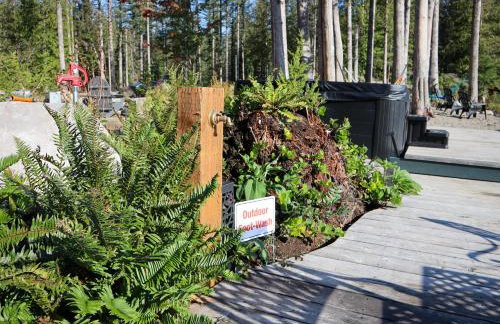 Riverside Retreat - Photo 66