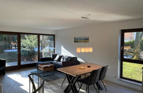 Großzügiges Domizil, 90qm, mit Terrasse, Garten, Infrarotkabine und Garage - Foto 1