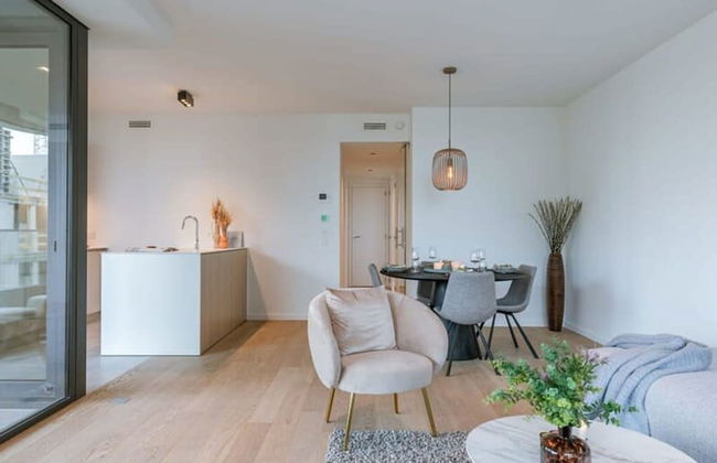 Stylish 2 Bedroom With Terrace and Parking - Foto 17