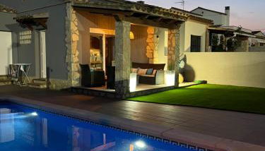 Casa en L Escala con piscina y WIFI free - Foto 2