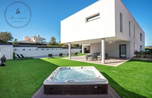 V5 Villa Emma - Luxury 5 bedroom, Pool and Jacuzzi - Foto 11
