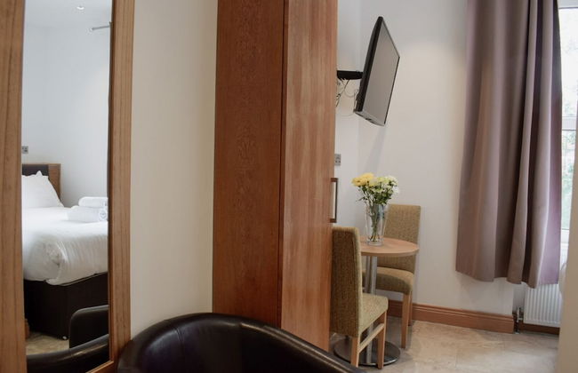 Osborne Apartments - Photo 26