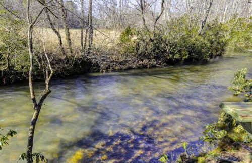 Spring by the Creek - Hot Tub - Game Room - Fishing - Foto 7