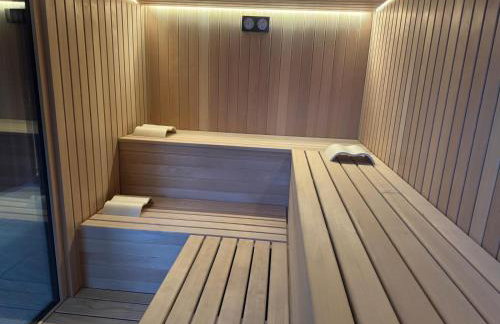 Chalets Horizon Blanc - Vue exceptionnelle Loup Blanc -Sauna extérieur Ours des Glaces -5 étoiles - Foto 2