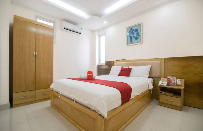 RedDoorz Plus @ Tran Hung Dao Street 2 - Foto 8