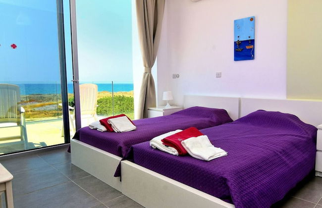 Blue - Beach Front Spectacular Villa Sleeps 10 - Foto 9