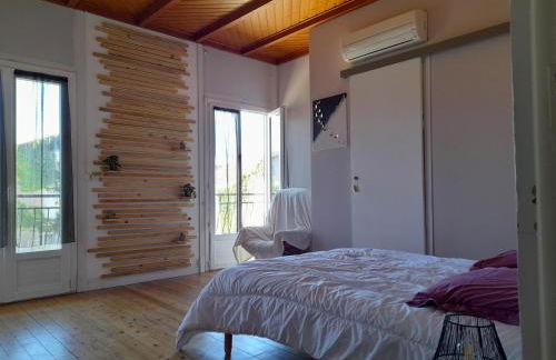 Maison de village avec cour intérieure et terrasse - Foto 13