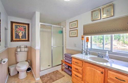 Waterfront North Bend Home 9 Miles into Town - Photo 14