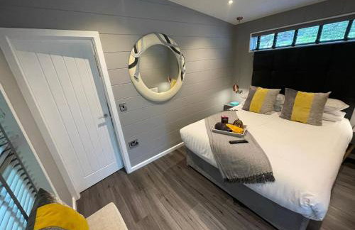 P56 - Studio Pod with Hot Tub - Foto 6