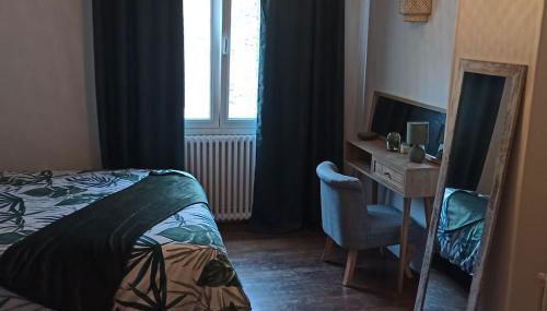 Petite maison de bourg proche A84 - Foto 2