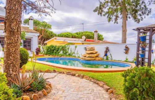 Gran Casa con Piscina Privada by Chiclana Dreams - Foto 33