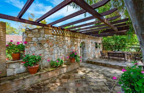 Yiolanda Pool Villa by "Elite" - Foto 11