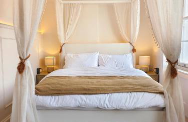 Ocean Whisper - 2 Bedroom Sea Front Apartment - Foto 12