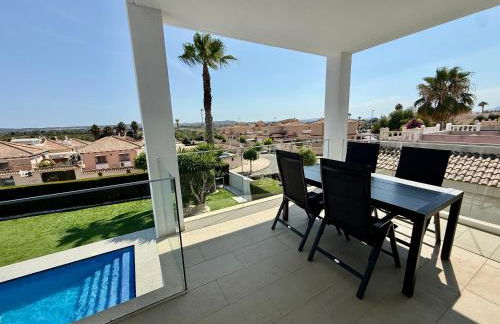 Luxury villa with large swimming pool and outdoor area - Foto 14