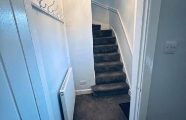 The Castleton Haven - 3 Bed Semi near M62 & M60 Motorways and Easy access to Manchester City Centre - Netflix and free high speed WIFI - Foto 30