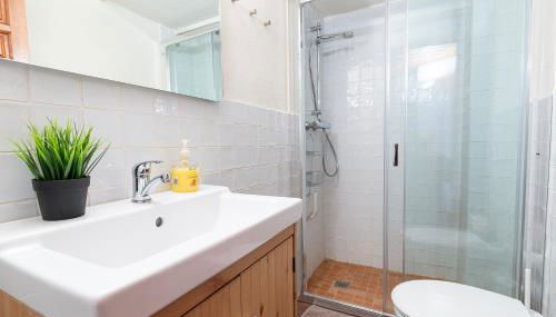 Cal Cambrot - Foto 5, Shower