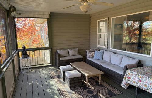 Upscale Two Bedroom Mountain Retreat - Foto 20