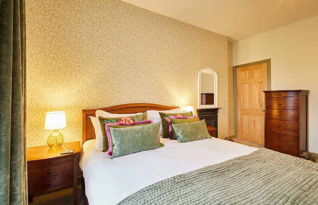 Host Stay Temple Terrace - Photo 16