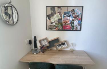 Liberté et Confort, appartement entier, moderne avec 2 chambres et cuisine équipée au coeur de Semur - Foto 49