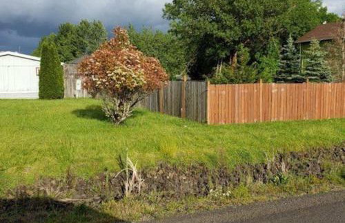 Renovated Bungalow Getaway - Foto 71