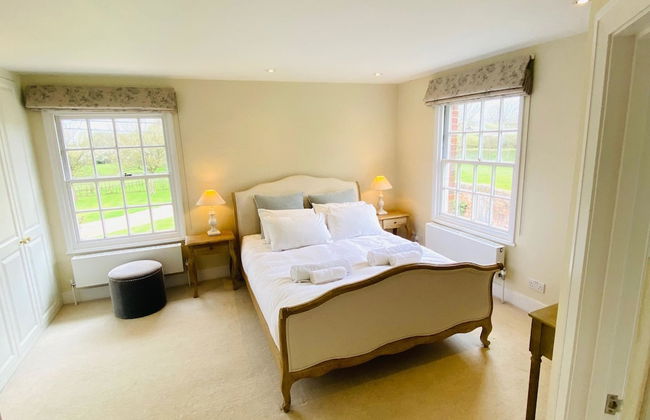 Stunning 6-bed Country House With Heated Pool - Foto 4