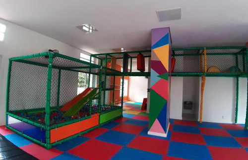 GUARUJÁ ASTURIAS, LAZER COMPLETO, AR CONDICIONADO E VARANDA GOURMET - Foto 44