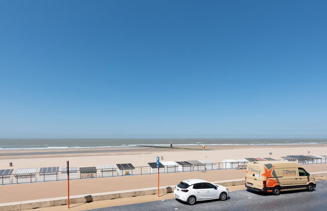 Apartment in Belgium With Stunning Sea View - Photo 25