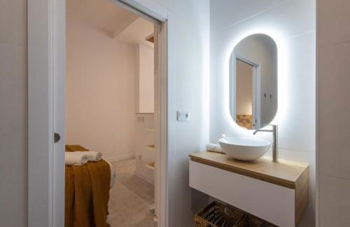 FLORIT FLATS - Quiet and Cozy Studios by the Joaquin Sorolla Station - Photo 48