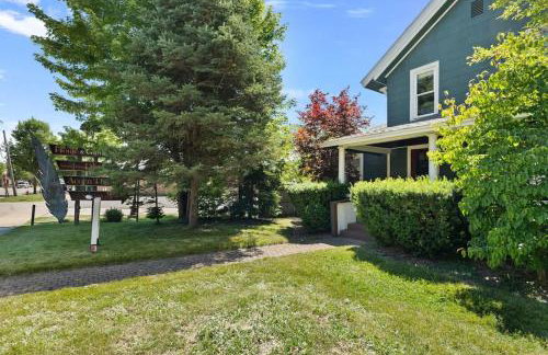 The Fourth Oak by Juniper Holiday + Home - Photo 22