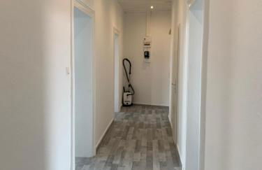 Moderne 4 Zimmer Apartment mit Bergblick Stadtzentrum Contactless Check-in - Foto 72