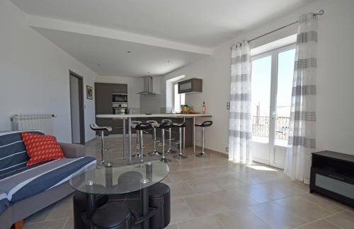 Peaceful Poolside Escape - Foto 4