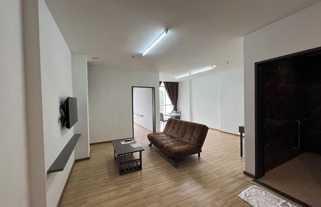 Teamwork Melaka Typical Studio AyerKeroh - Foto 1