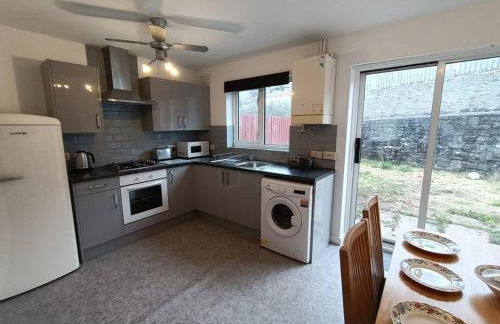 Trevithick Gardens, No 47. - Photo 2