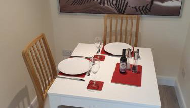 Luxurious Luton town center flat with free parking - Foto 2