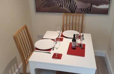 Luxurious Luton town center flat with free parking - Foto 2