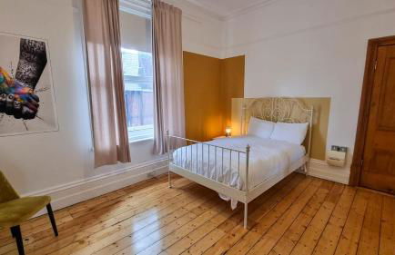 Ashton Mansion, Sleeps 20, Free Parking - Foto 18