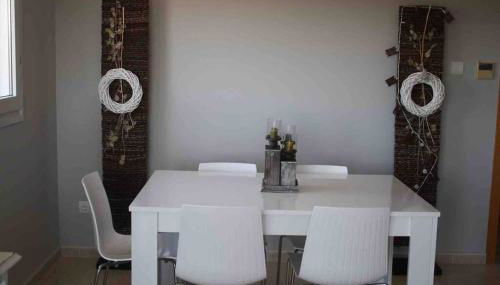 Preciosas vistas al mar y montaña en la Ampolla - Foto 3