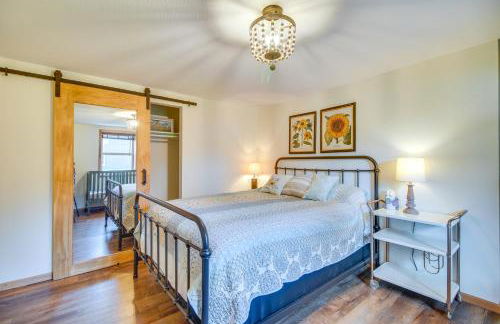 On-Site Lake Access Group Getaway in Afton - Foto 31