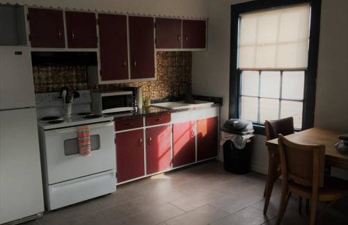 Expansive Ground Floor Pensione. - Foto 5