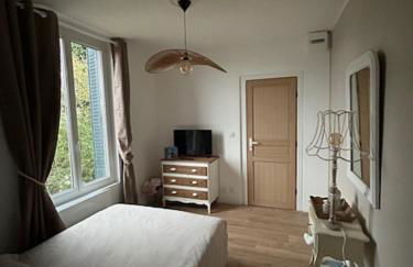 Studio 2 Chartres gare et Colisée a 100 m - Photo 10