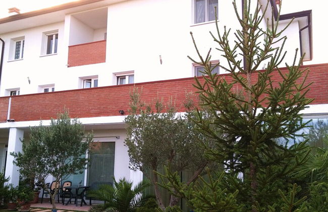 Venice Mestre Tourist Accommodation, Quiet Room With Wifi and Free Parking - Foto 17