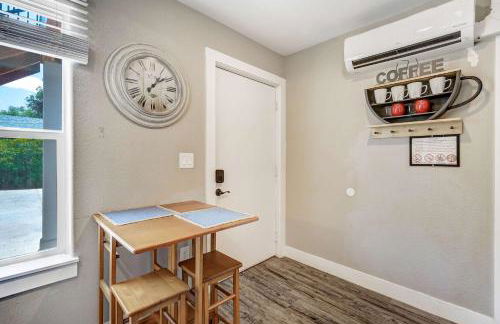 Vermijo Nook Walk to OCC Downtown w Fire Pit - Foto 8